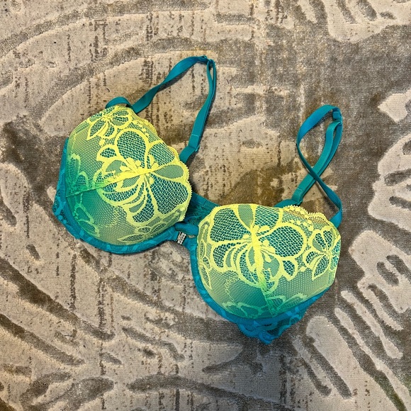 Lot of bras - Picture 4 of 12